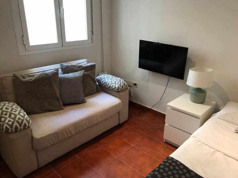 Una Encantadora Estadia En Madrid Apartman Kültér fotó